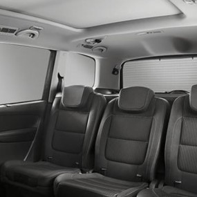 Rideaux solaires arrière et latéraux fixes